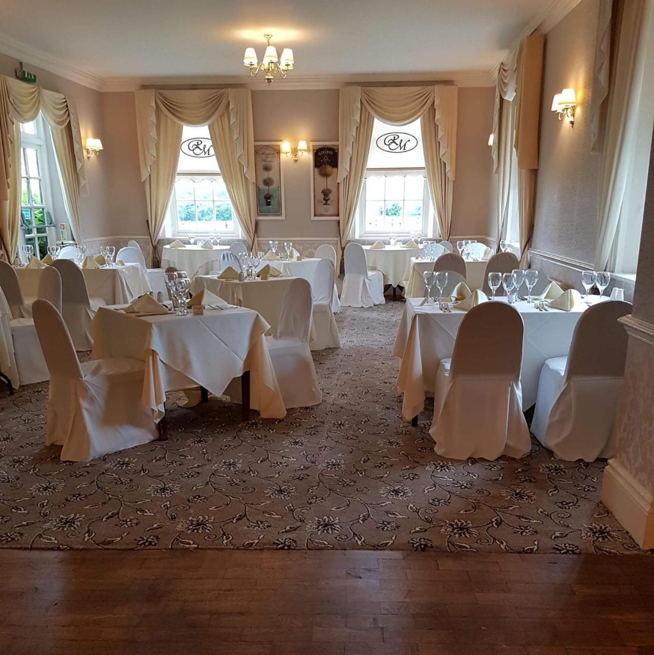 Rowley Manor Hotel